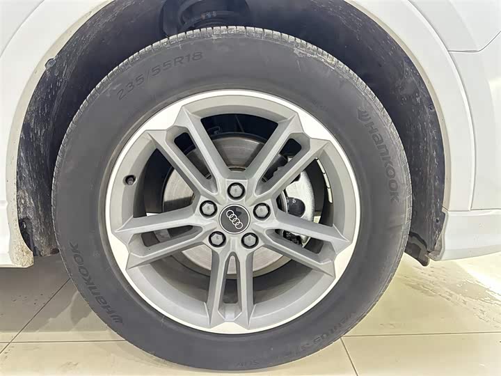 Audi Q3 2024 2024款 35 TFSI 进取动感型