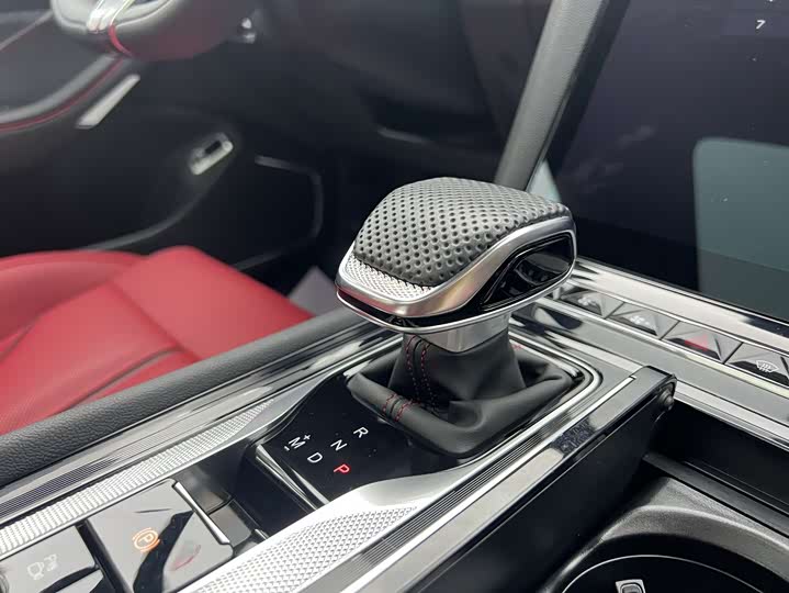 Hongqi H6 2025 2025款 2.0T 致尚版