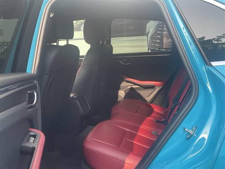 Фото 6 - Porsche Macan