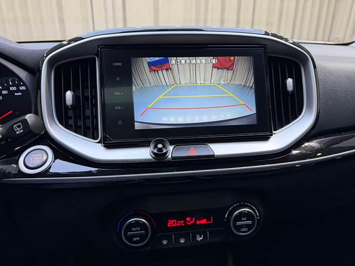 Kia KX1 2021 2021款 1.4L CVT趣享天窗款