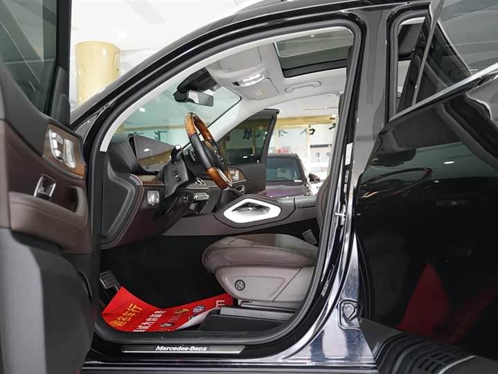 Mercedes-Benz GLS-Class 2023 2023款 GLS 450 4MATIC 豪华型