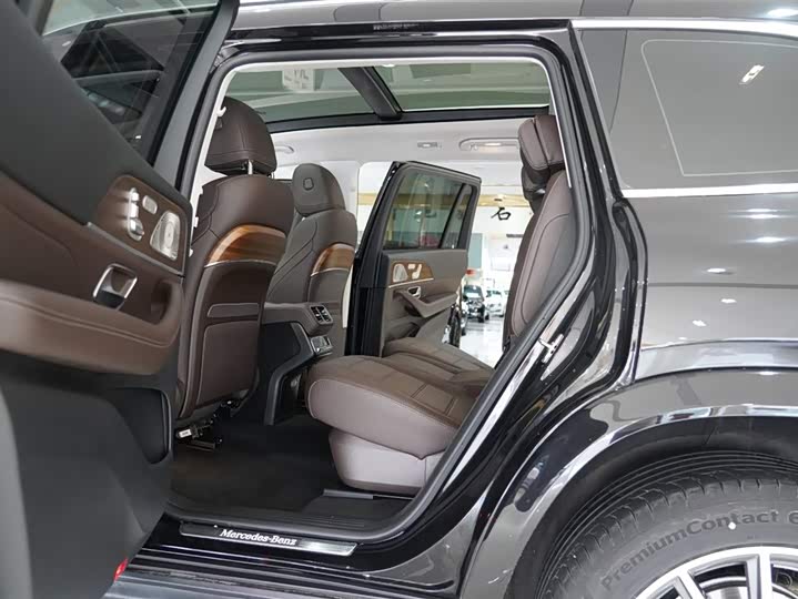 Mercedes-Benz GLS-Class 2023 2023款 GLS 450 4MATIC 豪华型