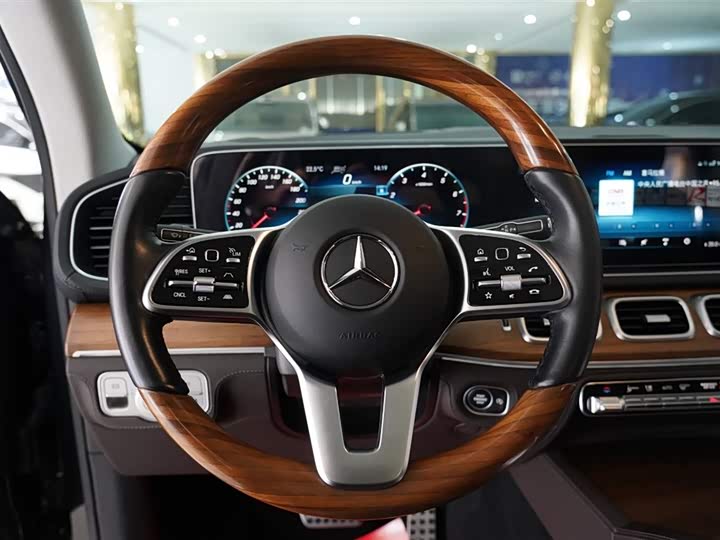 Mercedes-Benz GLS-Class 2023 2023款 GLS 450 4MATIC 豪华型