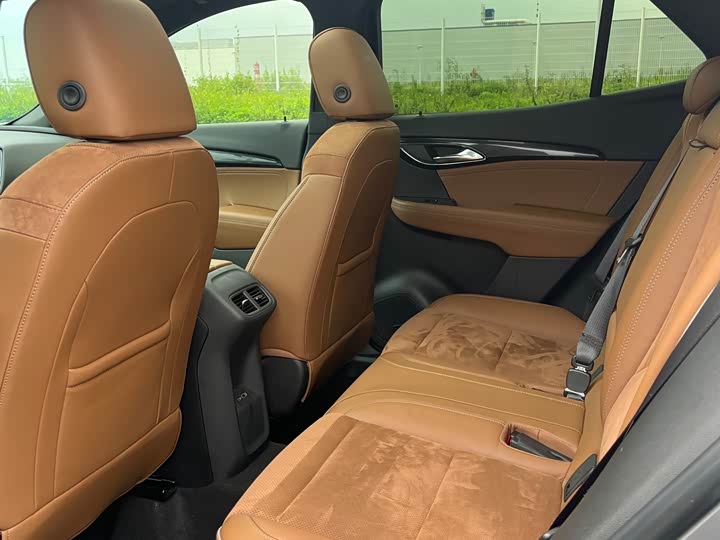 Фото 9 - Buick Envision Plus