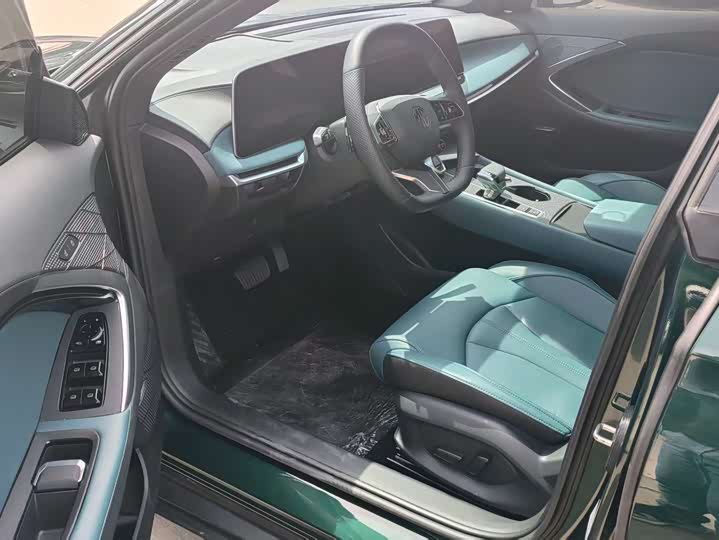 MG Motor 7 2025 2025款 2.0T Trophy+ 超级运动版