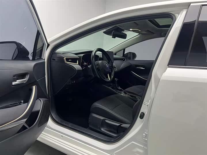 Toyota Allion 2023 2023款 双擎 2.0L 精英版