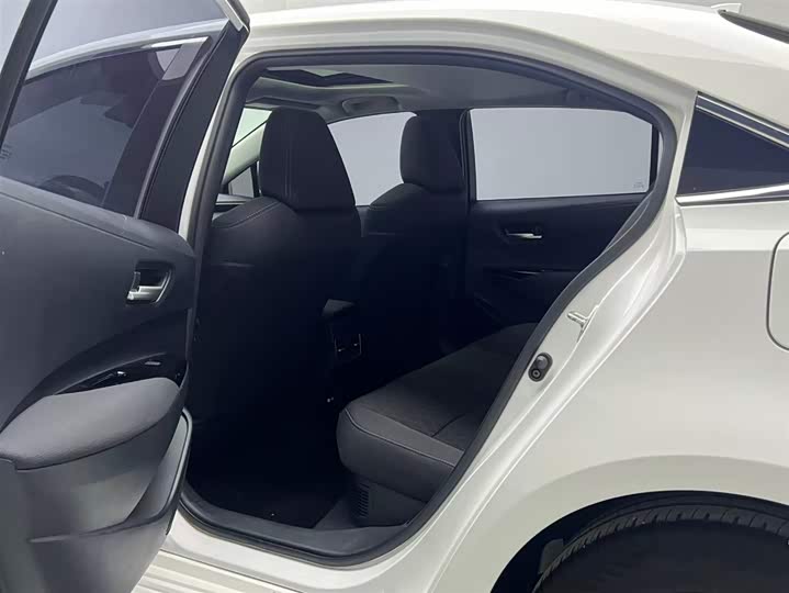 Toyota Allion 2023 2023款 双擎 2.0L 精英版