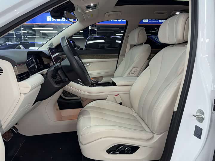 Aito M7 2022 2022款 1.5T 四驱豪华版