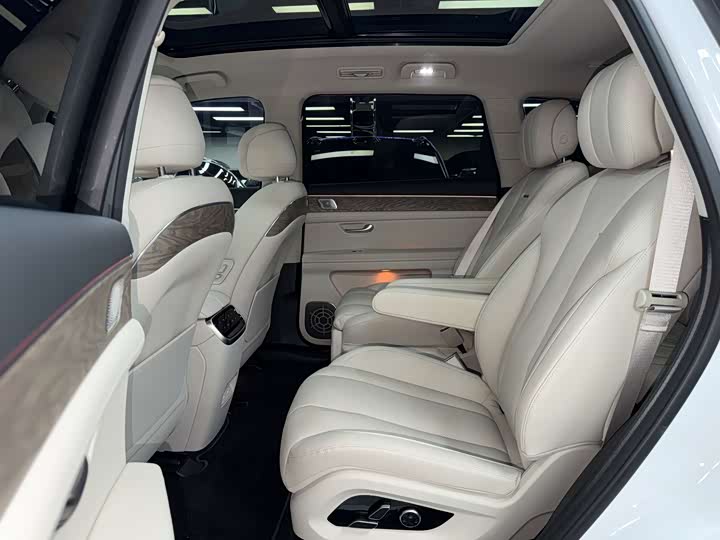 Aito M7 2022 2022款 1.5T 四驱豪华版