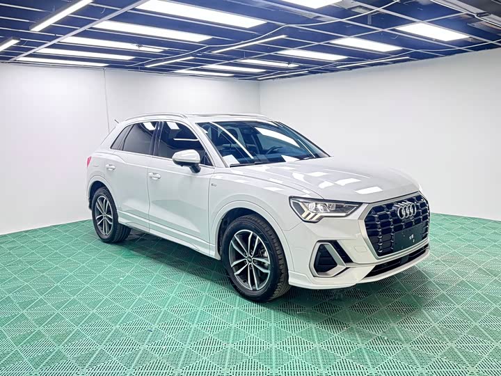 Фото 3 - Audi Q3