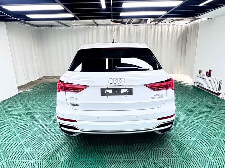 Фото 5 - Audi Q3