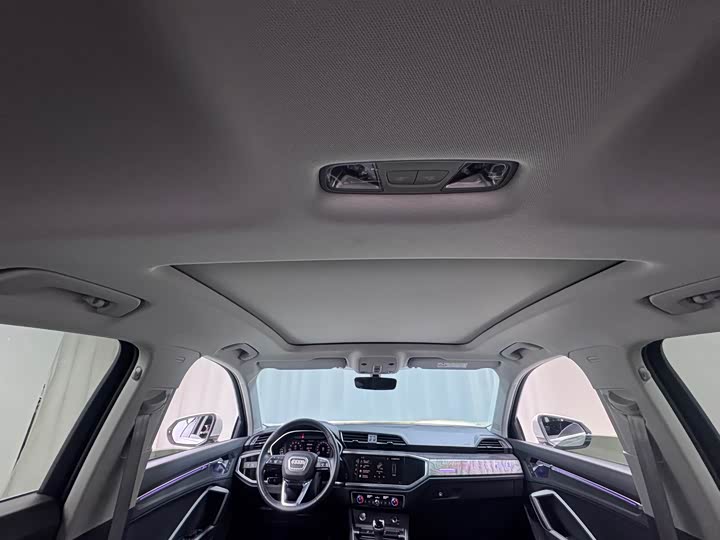 Фото 8 - Audi Q3