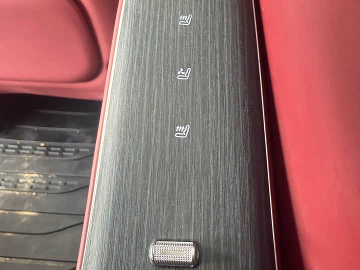 Photo 8 - Aito M7