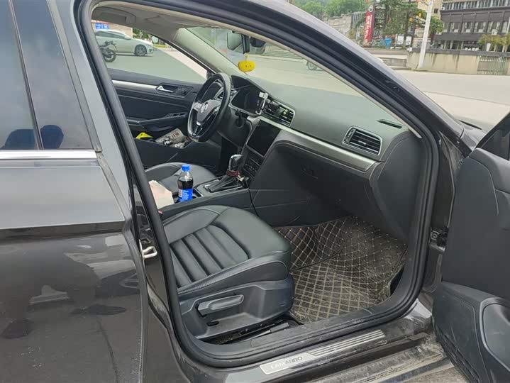 Фото 8 - Volkswagen Lamando L
