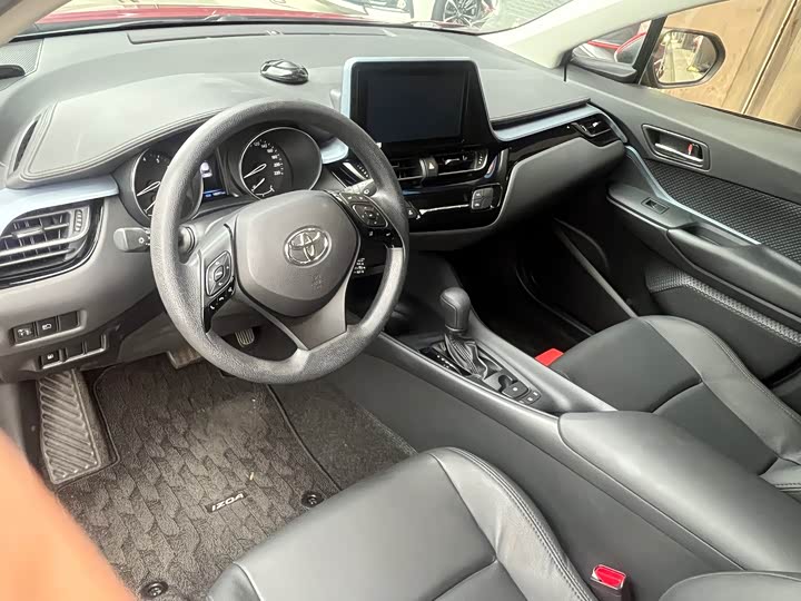Фото 5 - Toyota Izoa