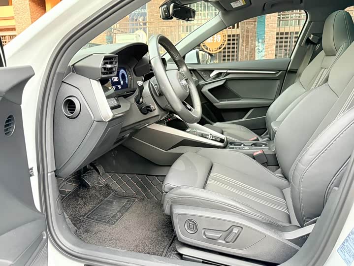 Фото 4 - Audi A3