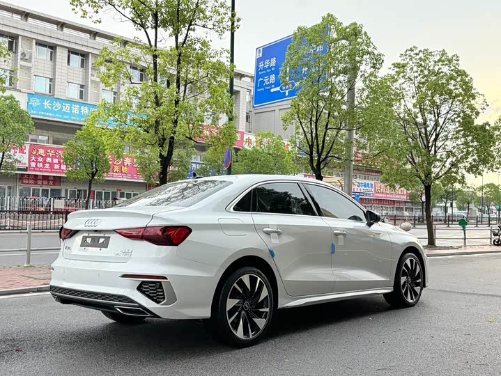 Фото 7 - Audi A3