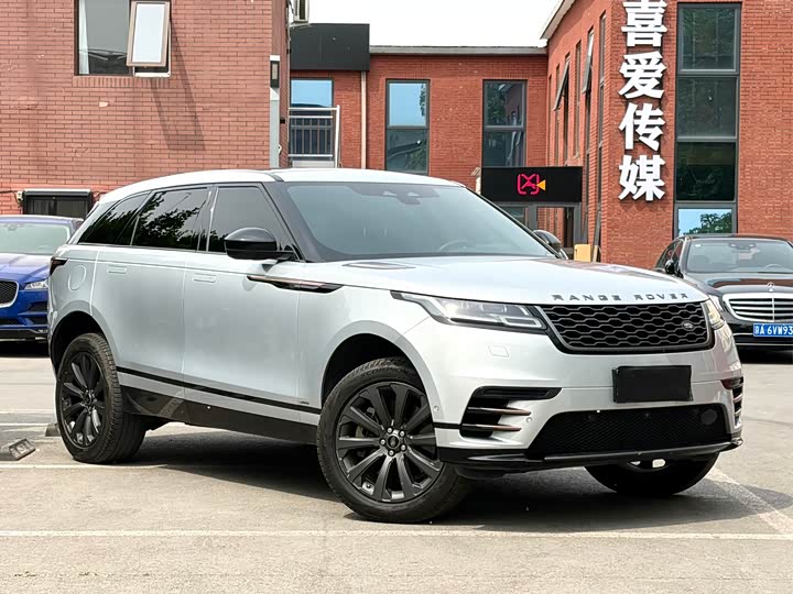 Фото 4 - Land Rover Range Rover Velar