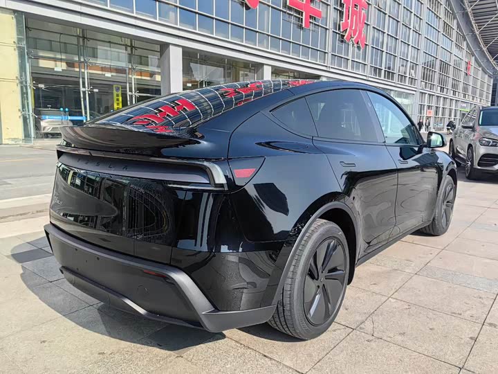 Tesla Model Y 2026 2026款 后轮驱动版