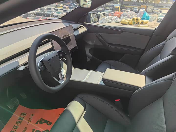 Tesla Model Y 2026 2026款 后轮驱动版