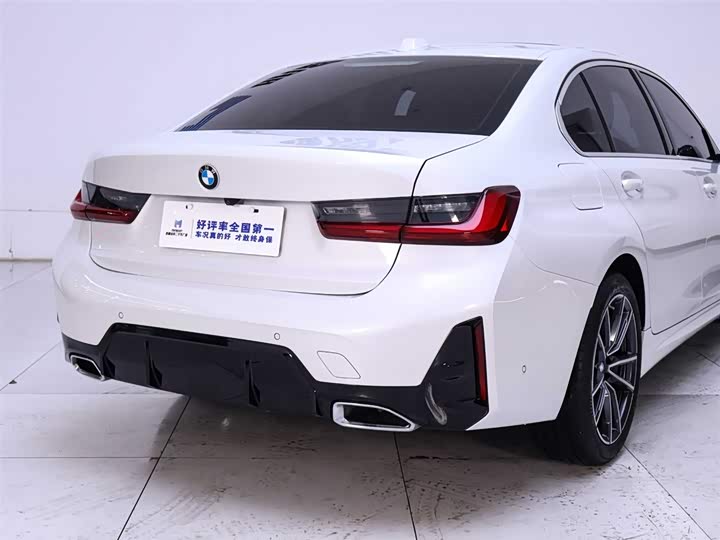 Zdjęcie 8 - BMW 3 Series