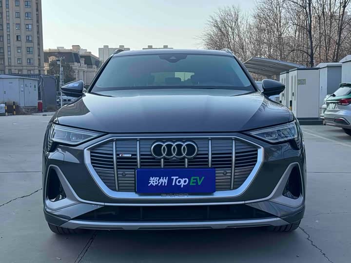 2021 Audi e-tron