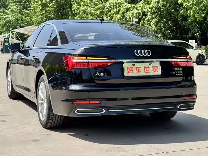 Photo 6 - Audi A6L