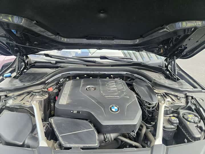 Фото 9 - BMW 6 Series GT