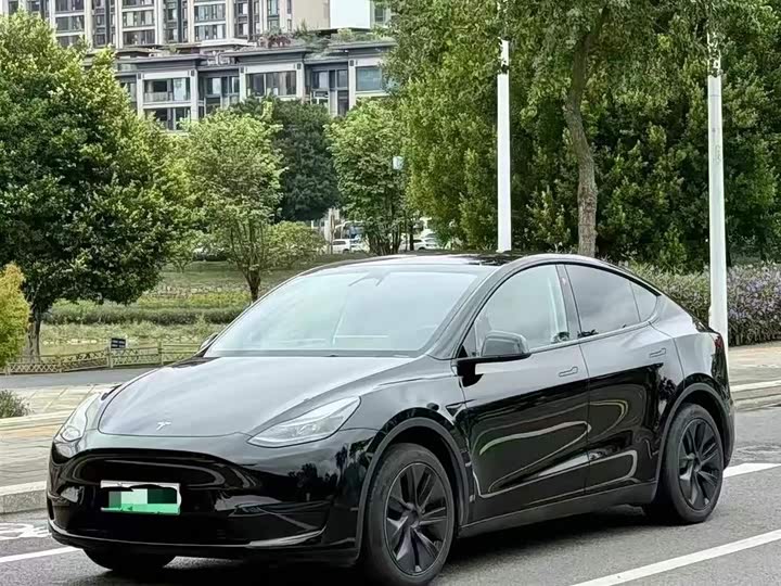 Photo 1 - Tesla Model Y
