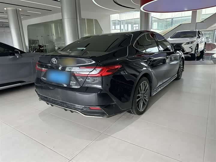 Toyota Camry 2026 2026款 双擎 2.0HXS 运动Plus版