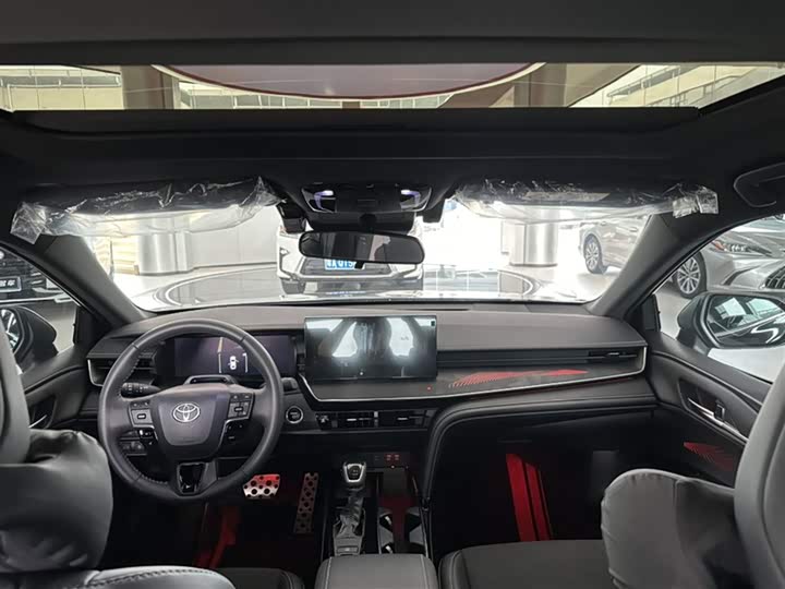 Toyota Camry 2026 2026款 双擎 2.0HXS 运动Plus版