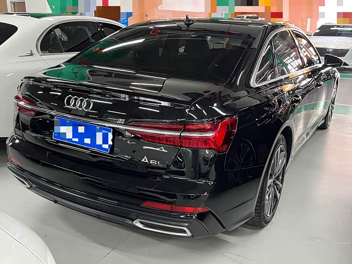Фото 5 - Audi A6L