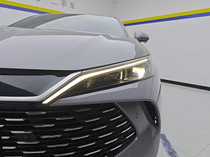 2026 BYD Qin L