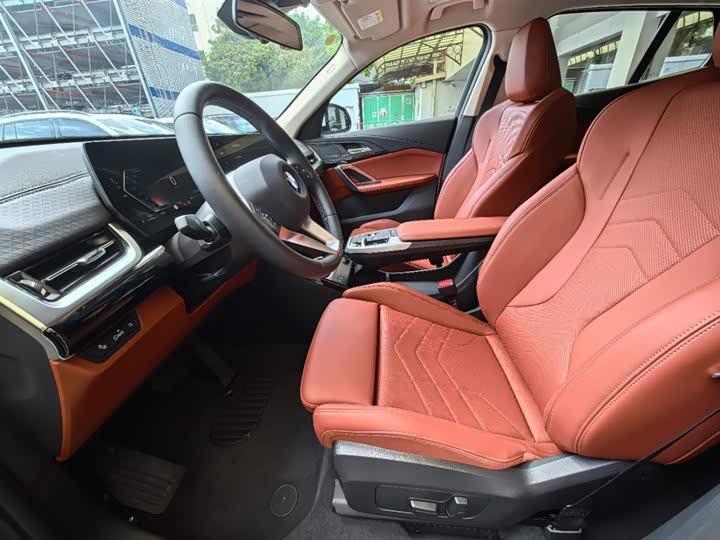 BMW X2 2025 2025款 sDrive25i M运动套装