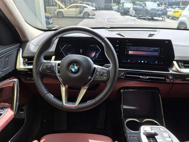 BMW X2 2025 2025款 sDrive25i M运动套装
