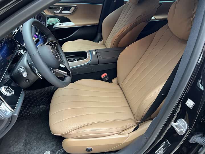 Photo 7 - Mercedes-Benz E-Class Hybrid