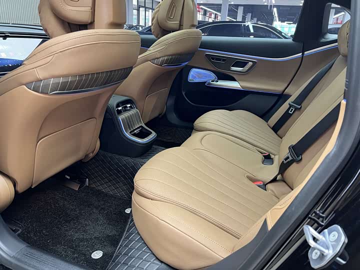 Photo 9 - Mercedes-Benz E-Class Hybrid