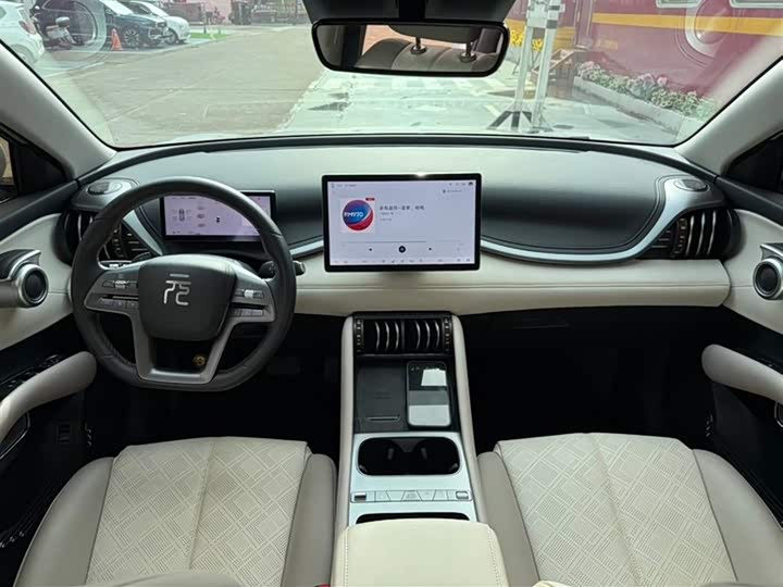 Zdjęcie 6 - BYD Yuan Plus