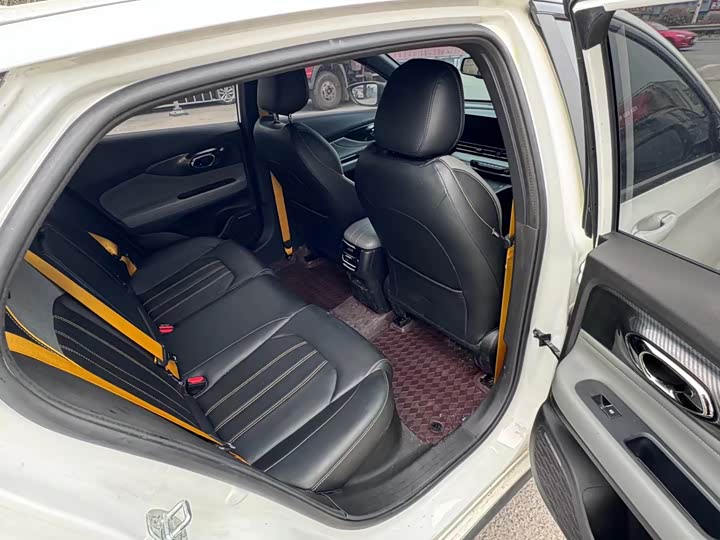 Фото 7 - GAC Trumpchi Empow R