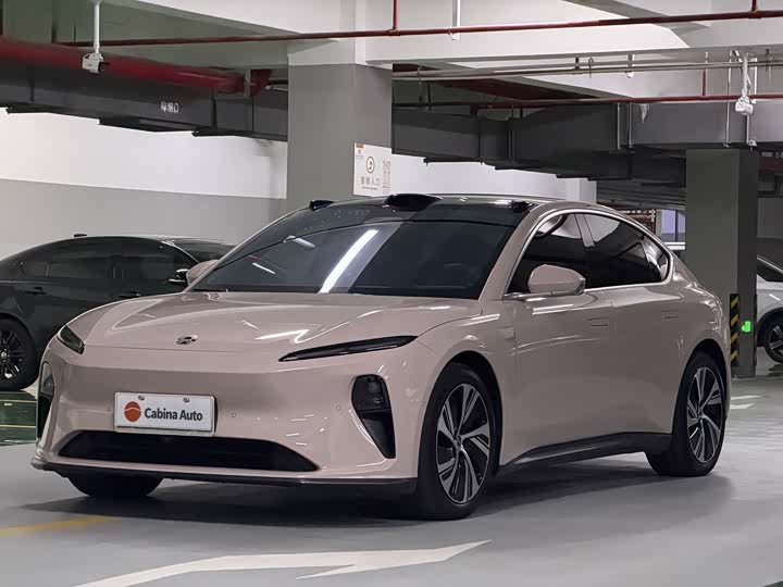 Фото 1 - Nio ET5