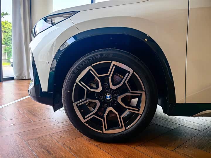 Фото 7 - BMW X1