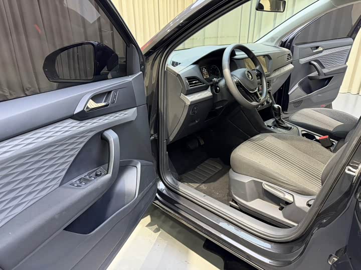 Volkswagen Tharu 2021 2021款 280TSI 两驱风尚版