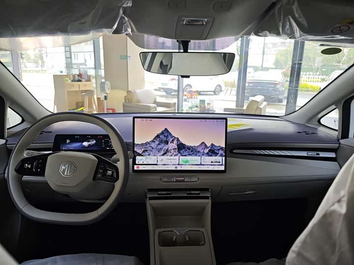 Фото 9 - MG Motor 4 EV