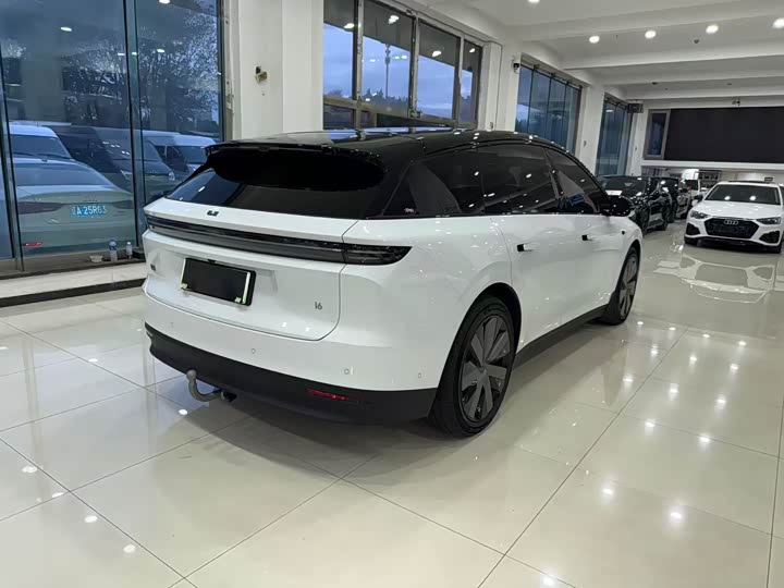 Фото 3 - LiXiang i6