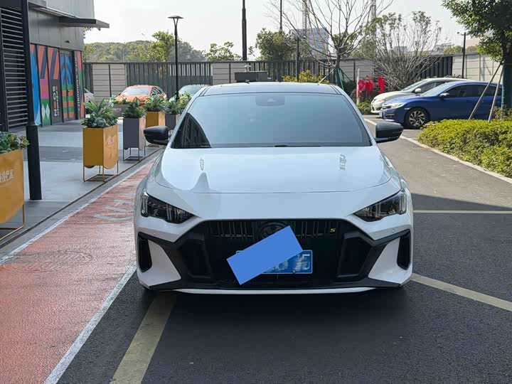 Фото 2 - GAC Trumpchi Empow R