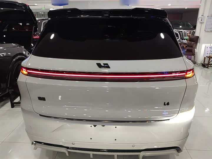 Photo 6 - LiXiang L6