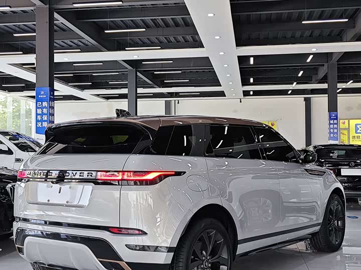 Photo 7 - Land Rover Range Rover Evoque L