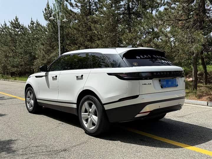 Фото 9 - Land Rover Range Rover Velar