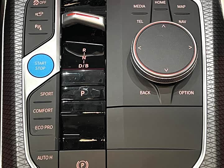 Фото 8 - BMW i3