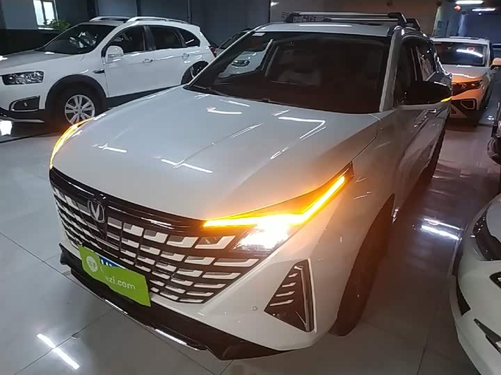 Changan UNI-Z 2025 2025款 1.5T 尊贵型